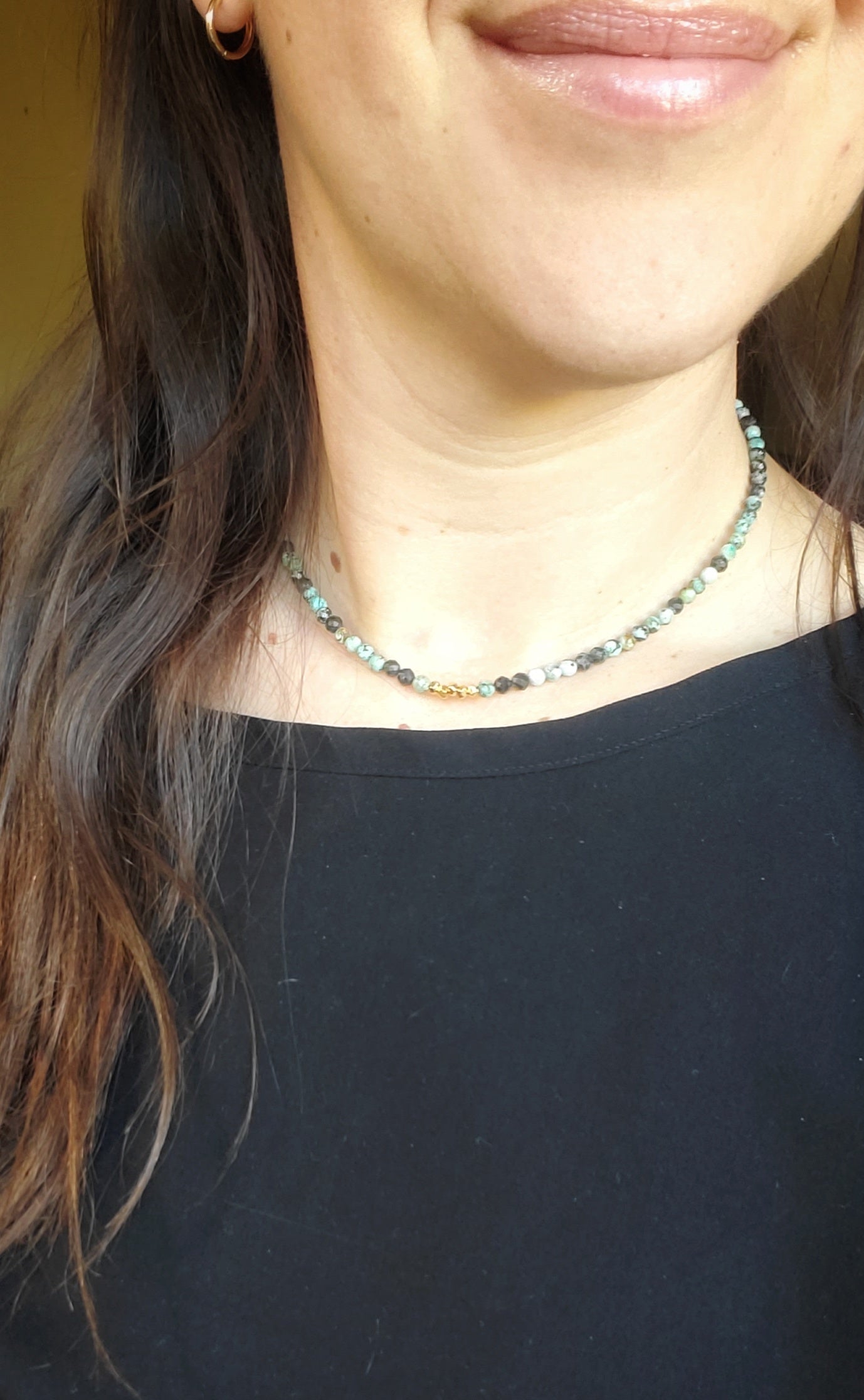 Pendentif Turquoise et Pépittes Dorées