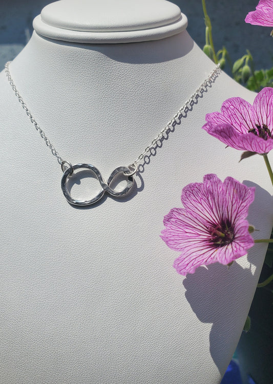 Chaine Infinity