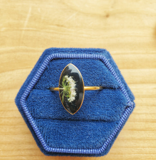 Bague botanique noire