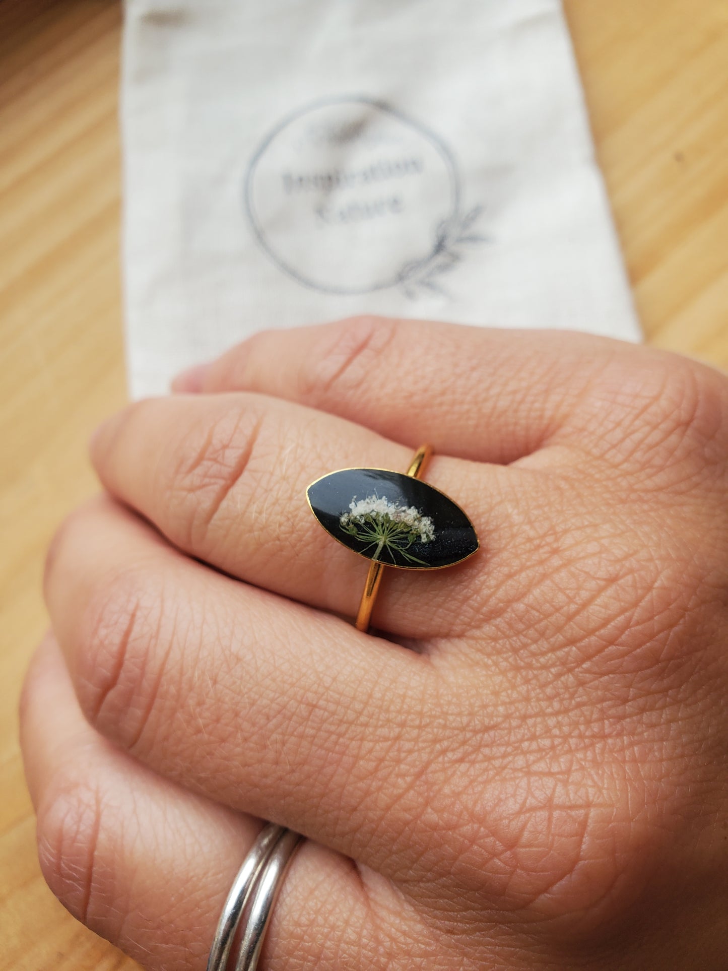 Bague botanique noire